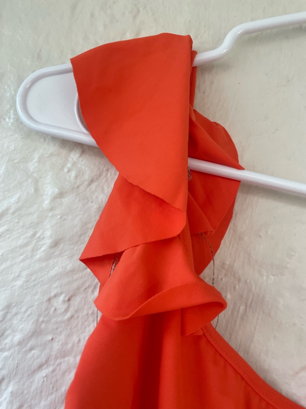 NWT Vince Camuto Women's Orange One Piece Ruffle Sleeve Swimsuit Size 10 - Picture 4 of 7